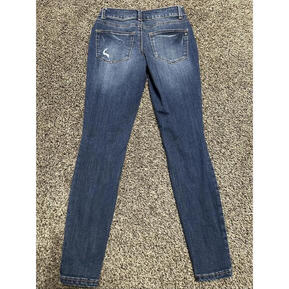 M Jeans by Maurices Woman’s Size XS Distressed Skinny  Medium‎ Wash 26.5x29 - Picture 4 of 7